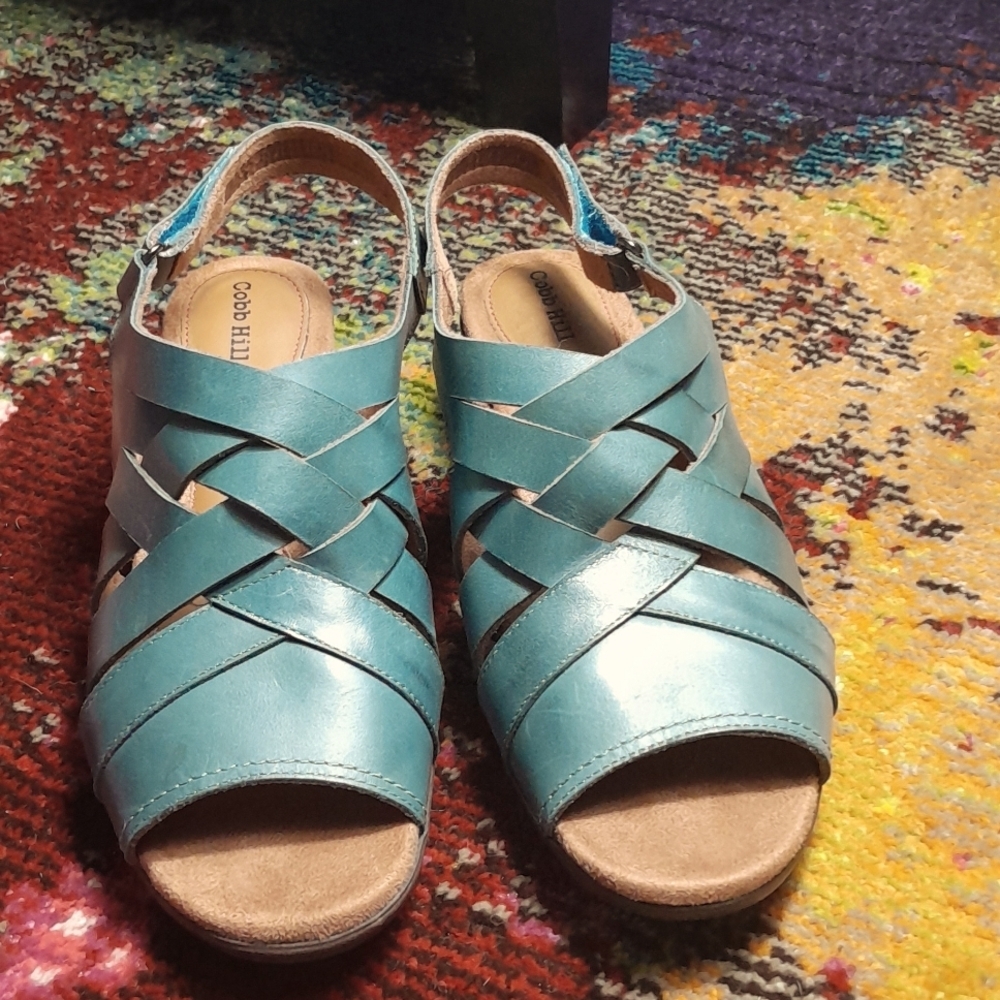 BEAUTIFUL  COBB HILL WOMEN SANDALS​